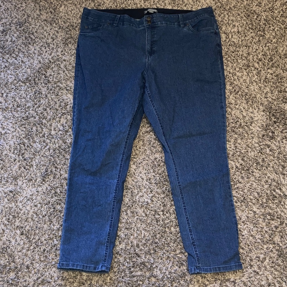 Jessica London Women's Classic Blue Straight Leg Jeans